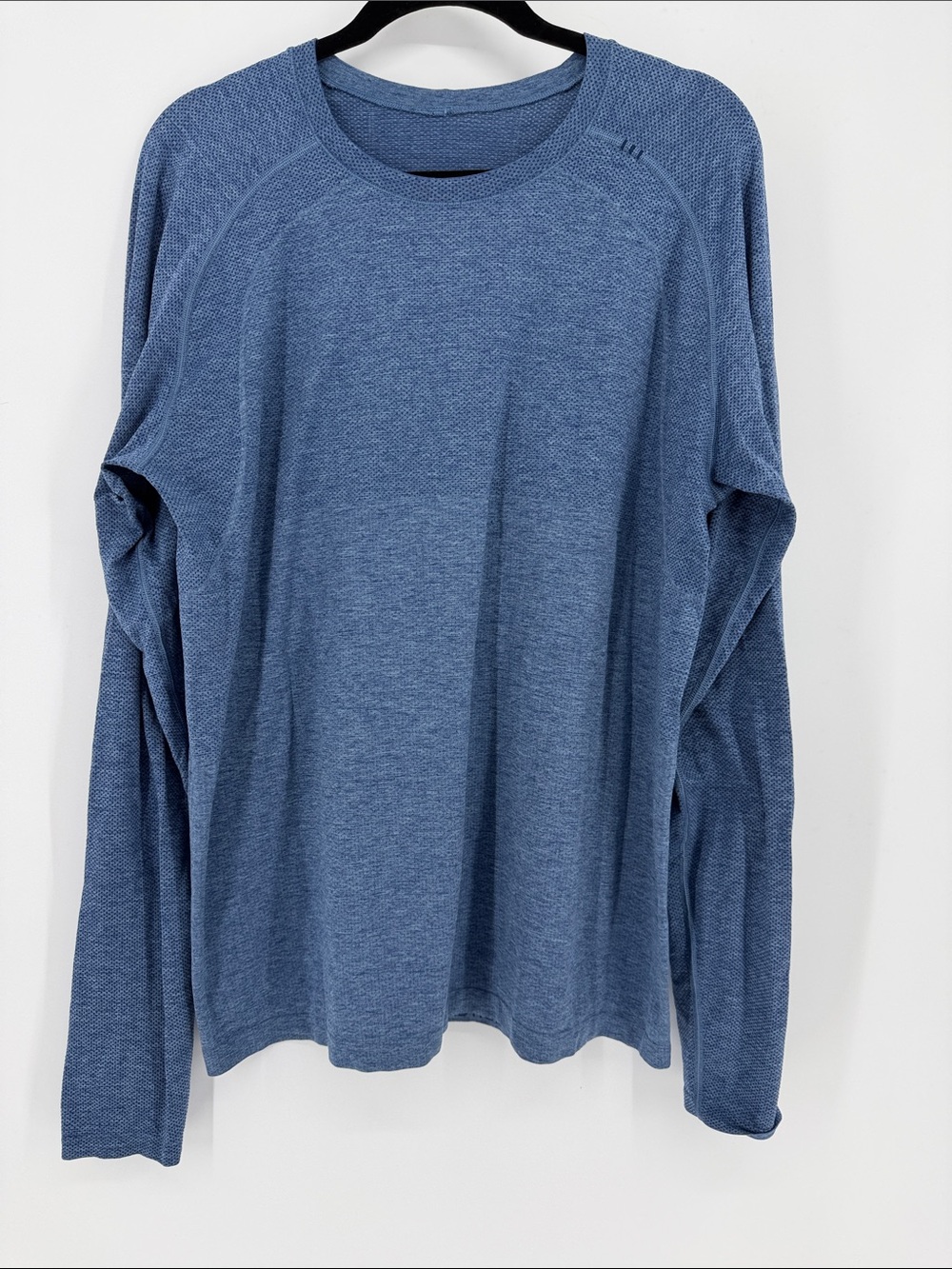 Lululemon Metal Vent Tech Long Sleeve Shirt Men’s Blue